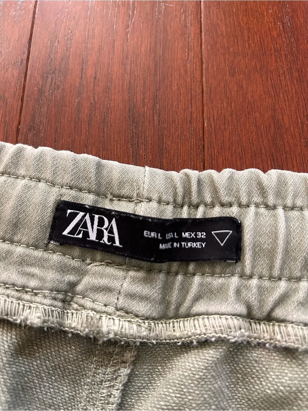 Zara DNWR Khaki Elastic Waist Drawstring Chino Shorts Men's Size Large